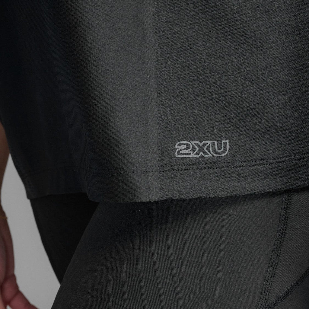 2XU Light Speed React Singlet | Black / Black Reflective | Womens