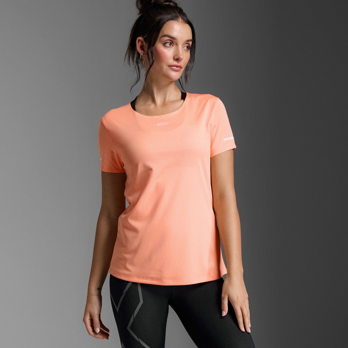2XU Light Speed Tech Tee | Digital Peach / White Reflective | Womens