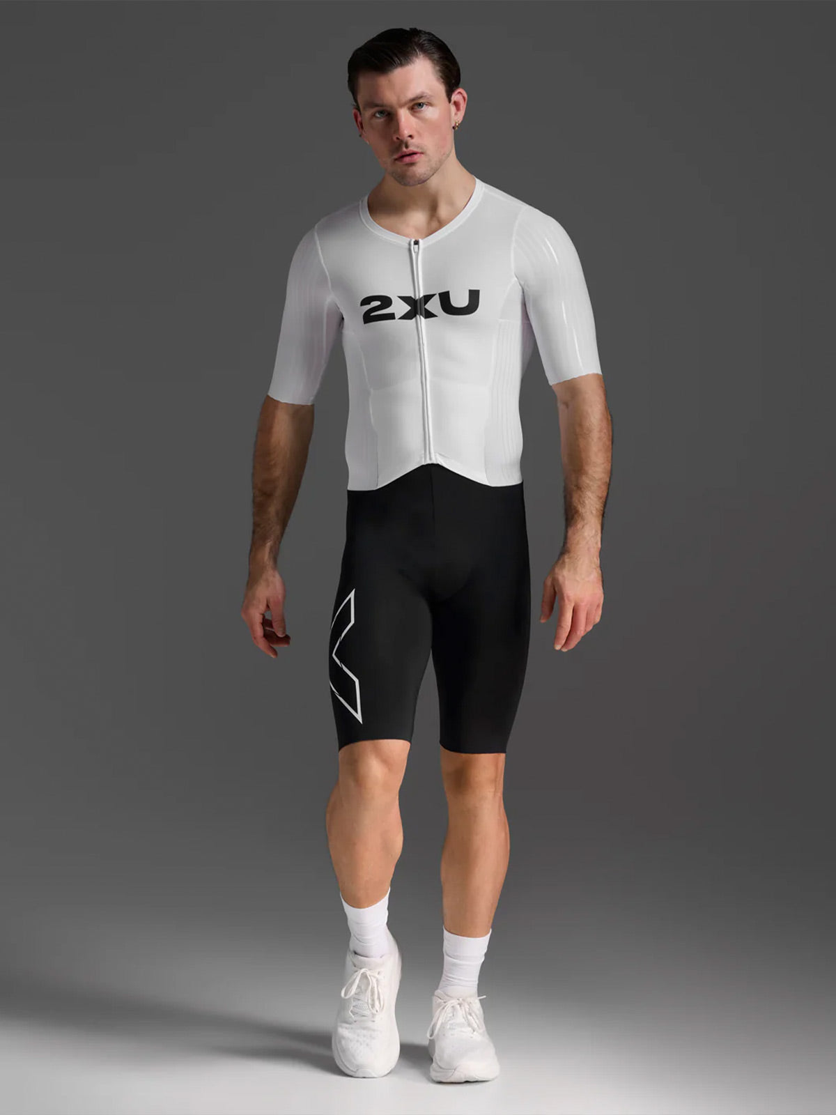 2XU Men's Light Speed React Sleeved Trisuit - Black/White