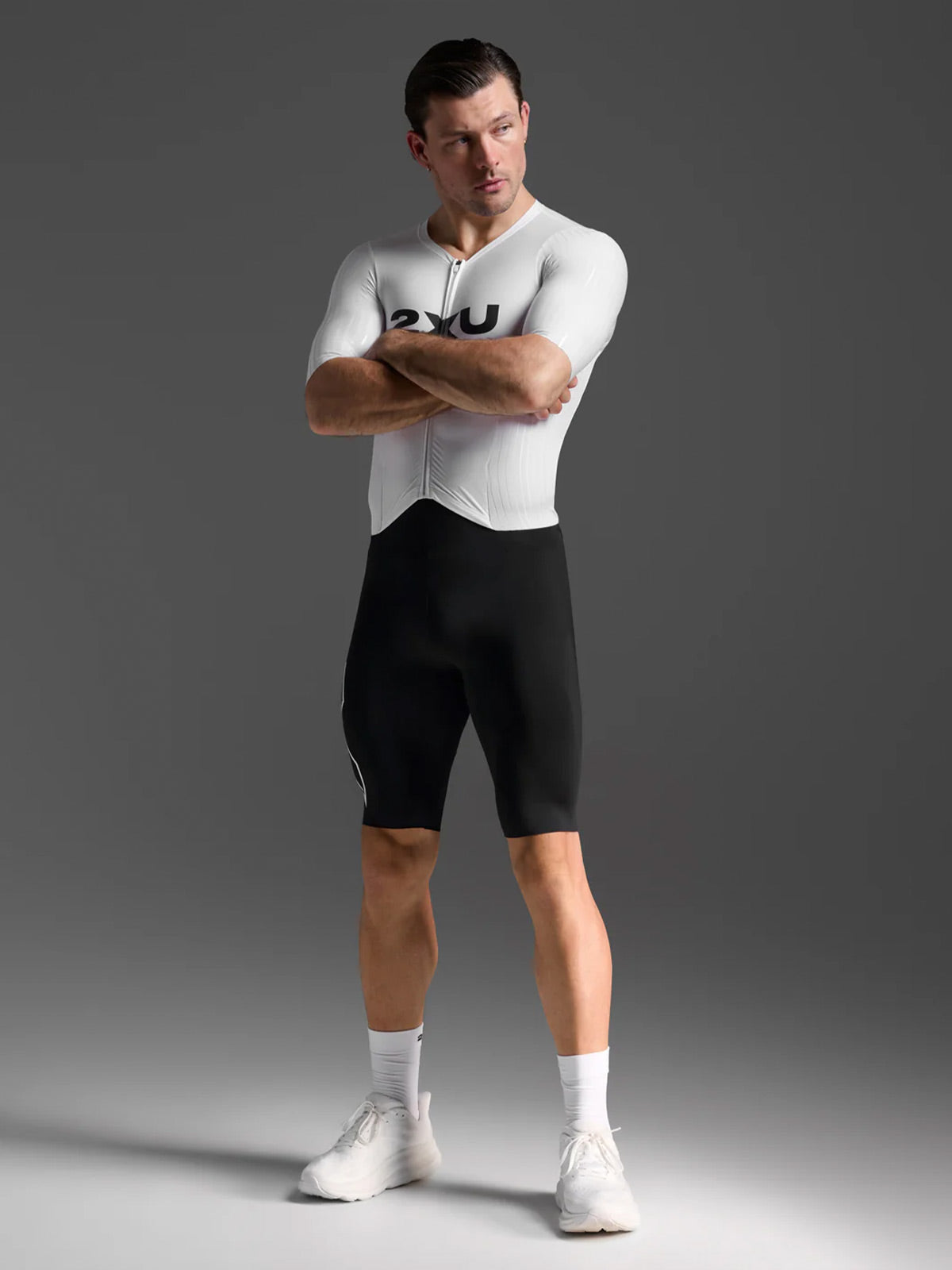 2XU Men's Light Speed React Sleeved Trisuit - Black/White