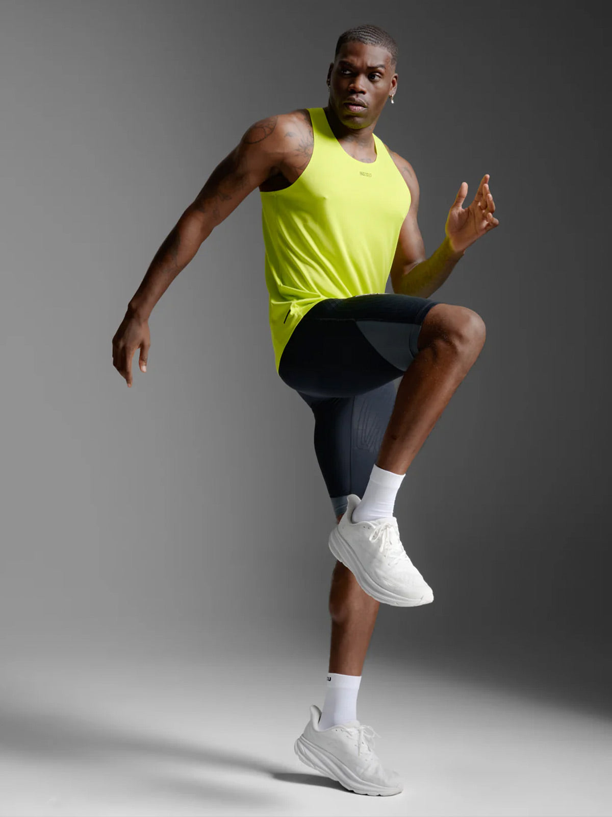 2XU Men's Light Speed Tech Singlet - Volt/Black Reflective