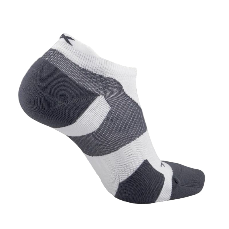 2XU Vectr Light Cushion No Show Sock