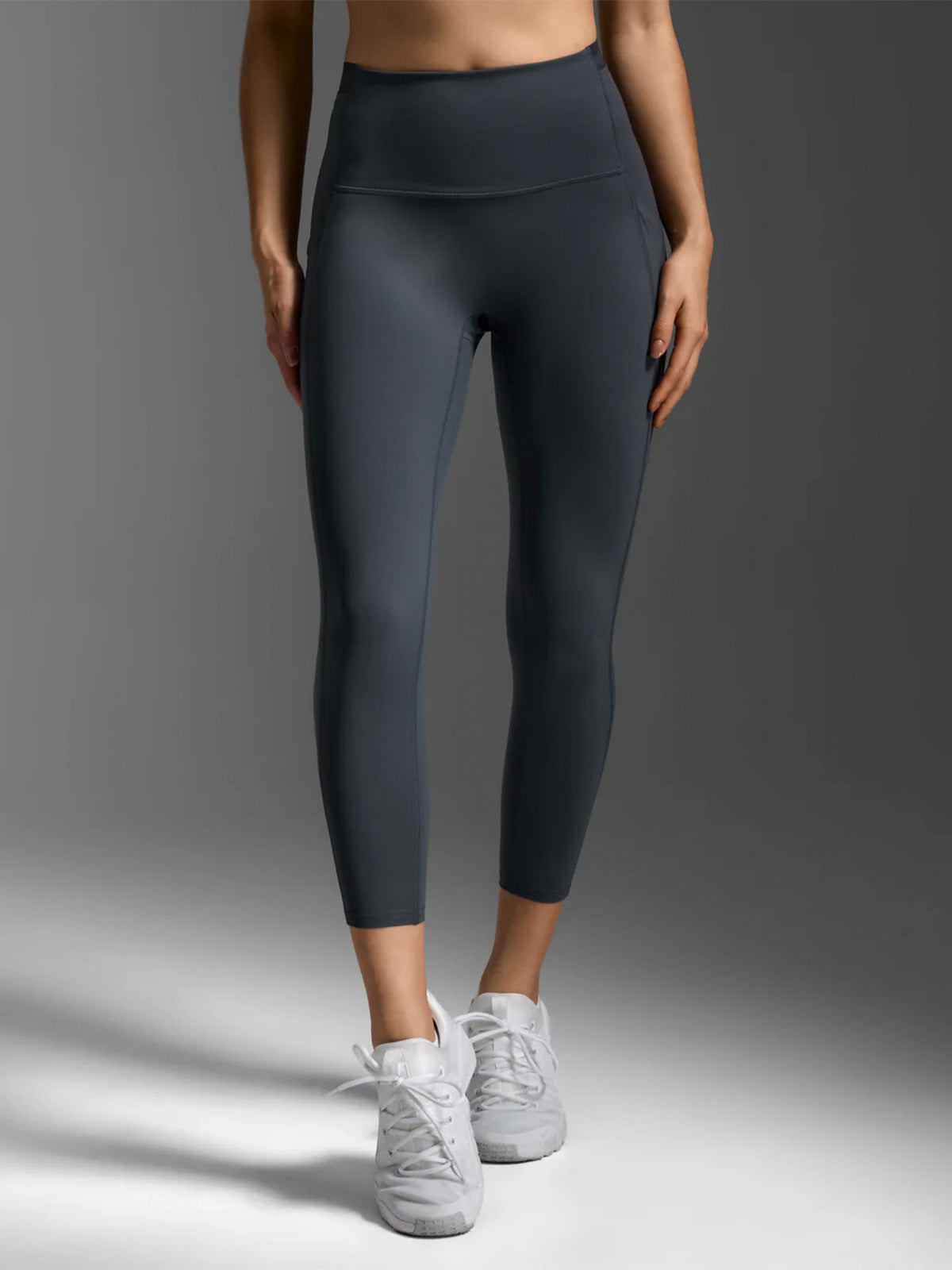 2XU Women's Form Stash Hi-Rise Comp 7/8 - India Ink/India Ink1