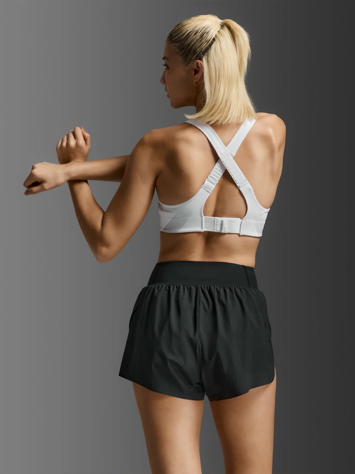 2XU Women's Light Speed High Impact Bra - White/Silver Reflective