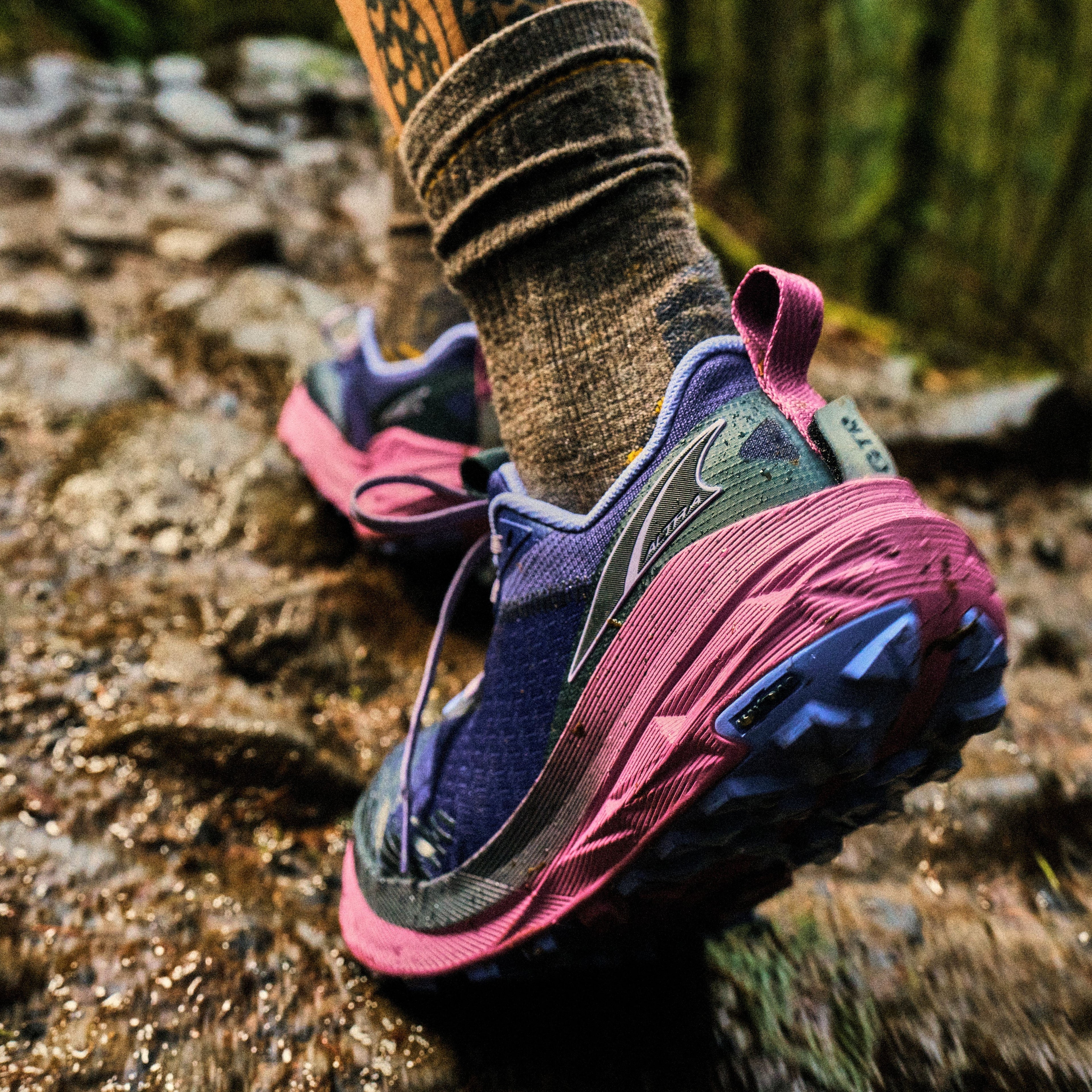 Altra Experience Wild 2 | Navy / Black | Womens
