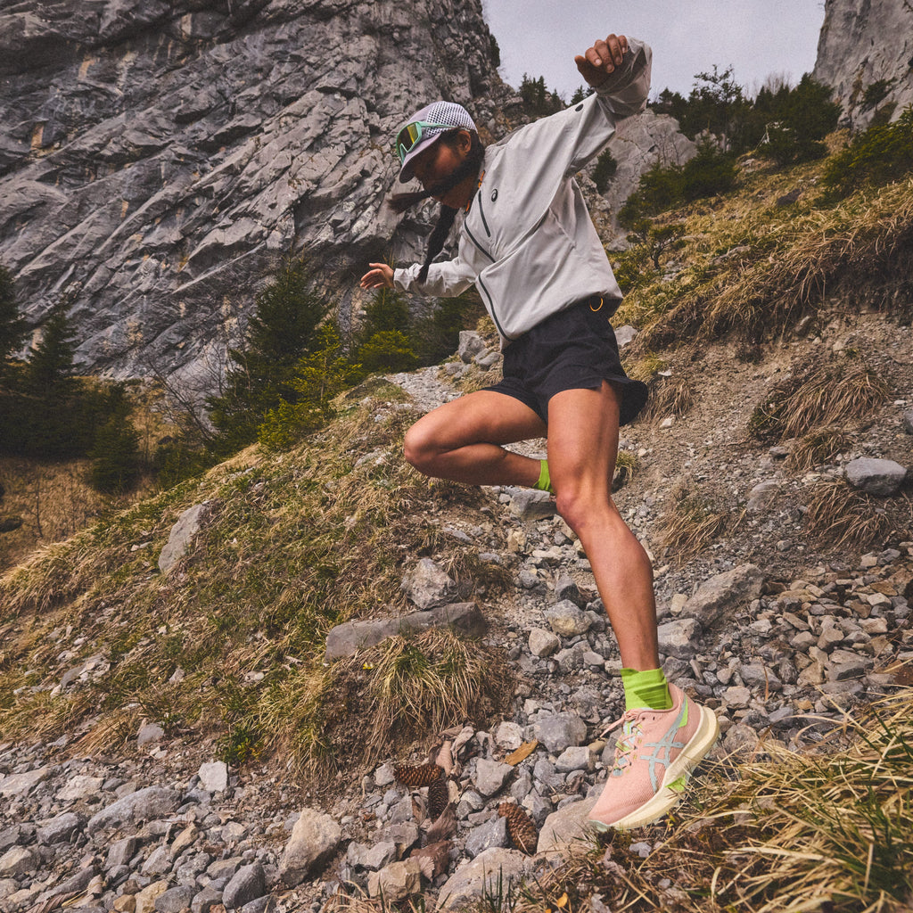 Asics Fuji Lite 6 | Pale Apricot / Lichen Rock | Womens