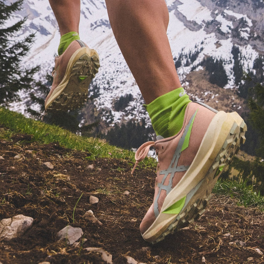 Asics Fuji Lite 6 | Pale Apricot / Lichen Rock | Womens