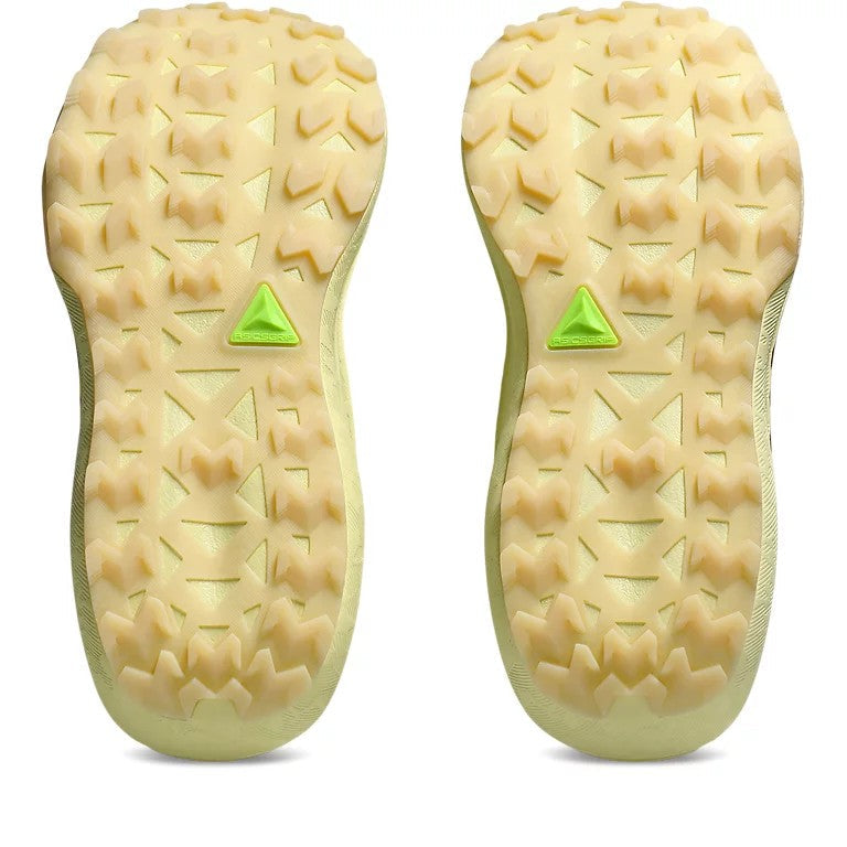 Asics Trabuco Max 4 | Wheat Yellow / Dark Red Planet | Mens